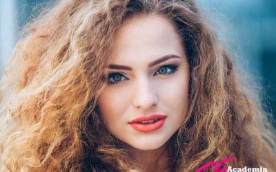 Cómo eliminar el frizz (pelo encrespado) con productos naturales